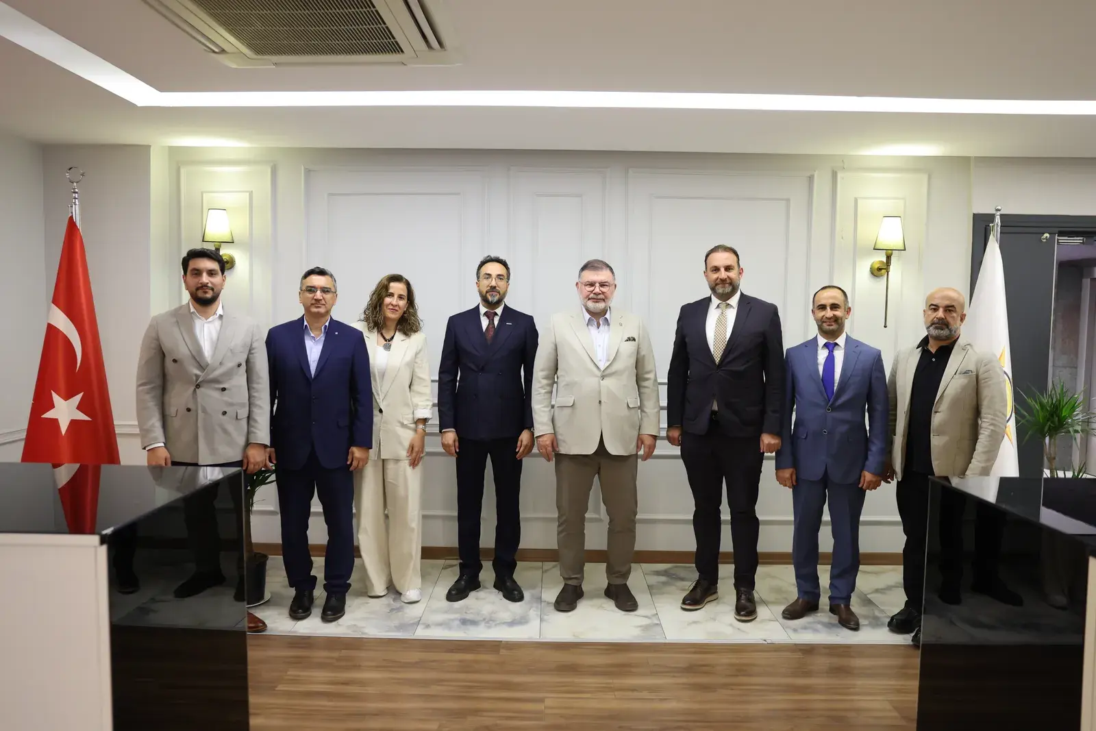 ASKON İzmir — AK Parti İzmir İl Ziyareti, 6. kare