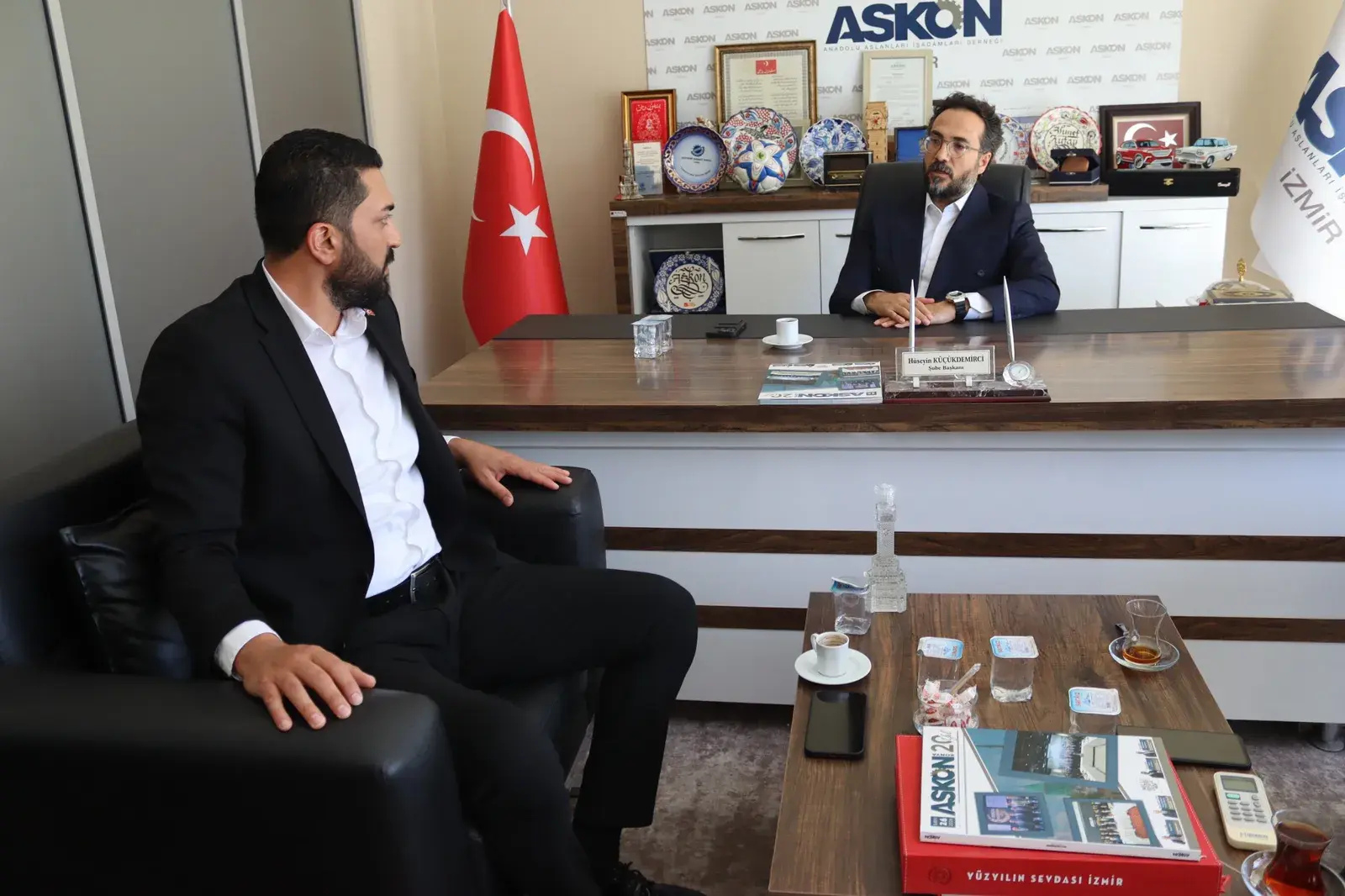 ASKON İzmir — AKP Bornova İlçe Başkanı Ziyareti, 2. kare