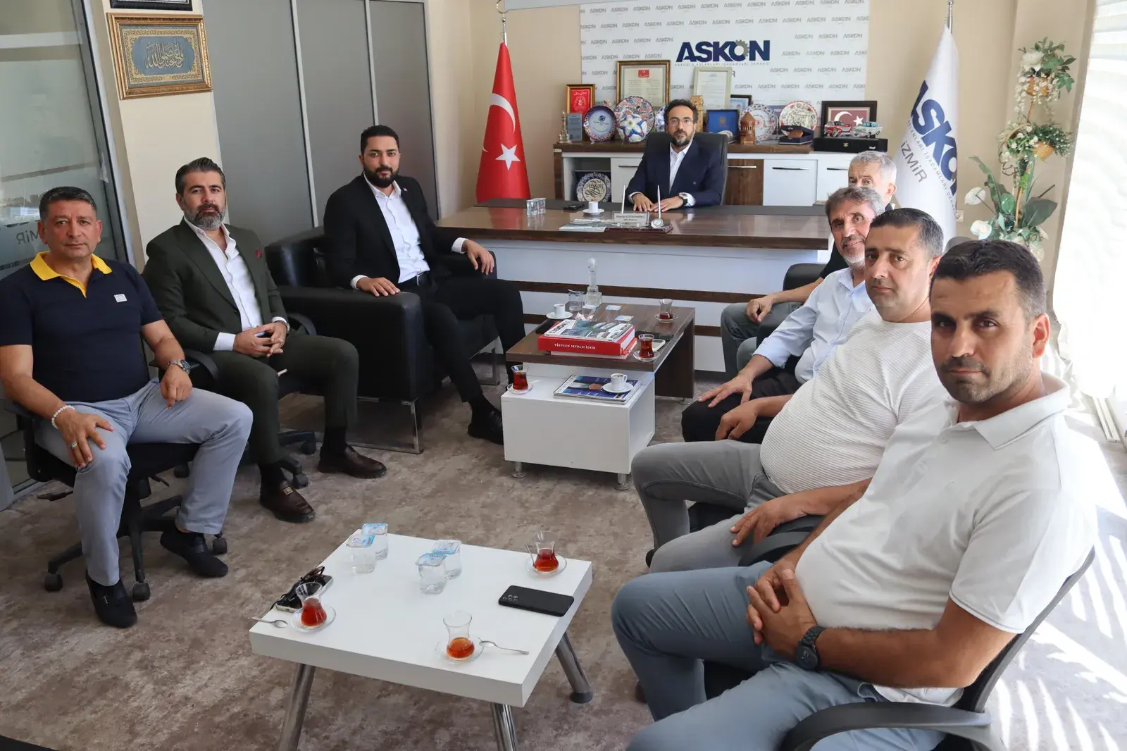 ASKON İzmir — AKP Bornova İlçe Başkanı Ziyareti, 6. kare