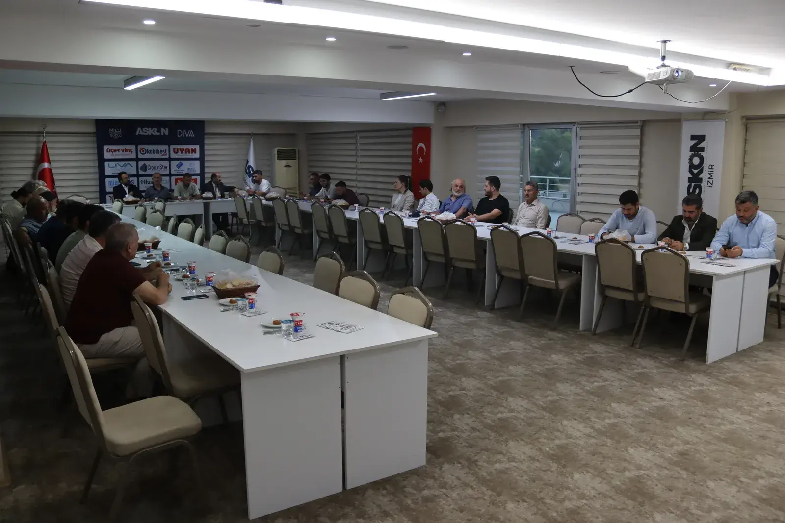 ASKON İzmir — İSTOK Yemeği, 3. kare