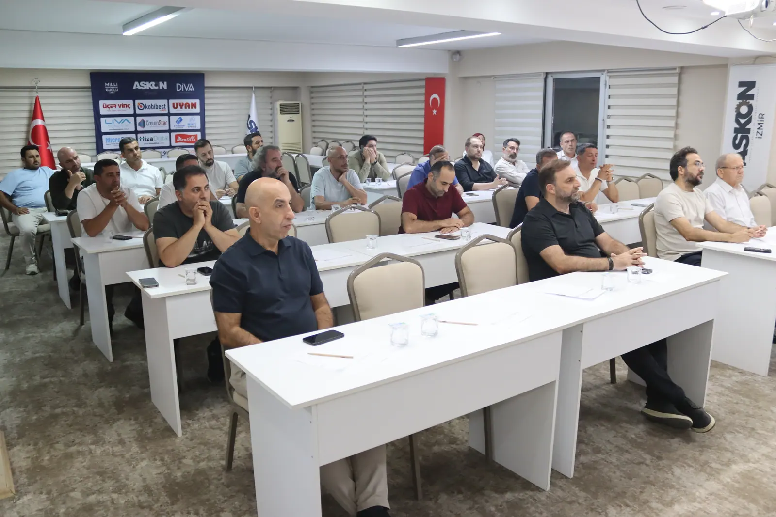 Asrı Saadet Işığında Günümüz Meselelerine Bakış — 9. kare